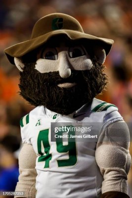 gettyimages-1705287253-612x612.jpg